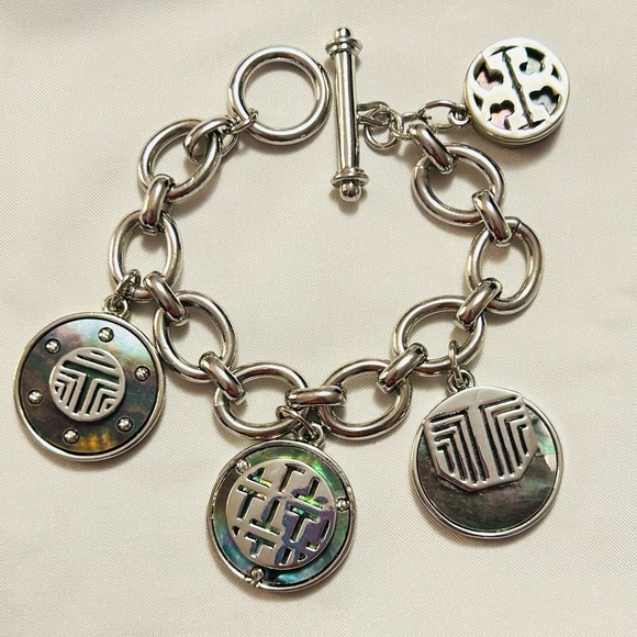 🔥NWOT🔥RARE Tory Burch Iridescent Charm Bracelet - Picture 13 of 13